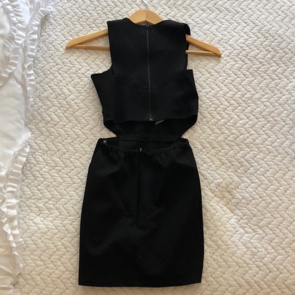 Lovers + Friends XS - Picture 3 of 4